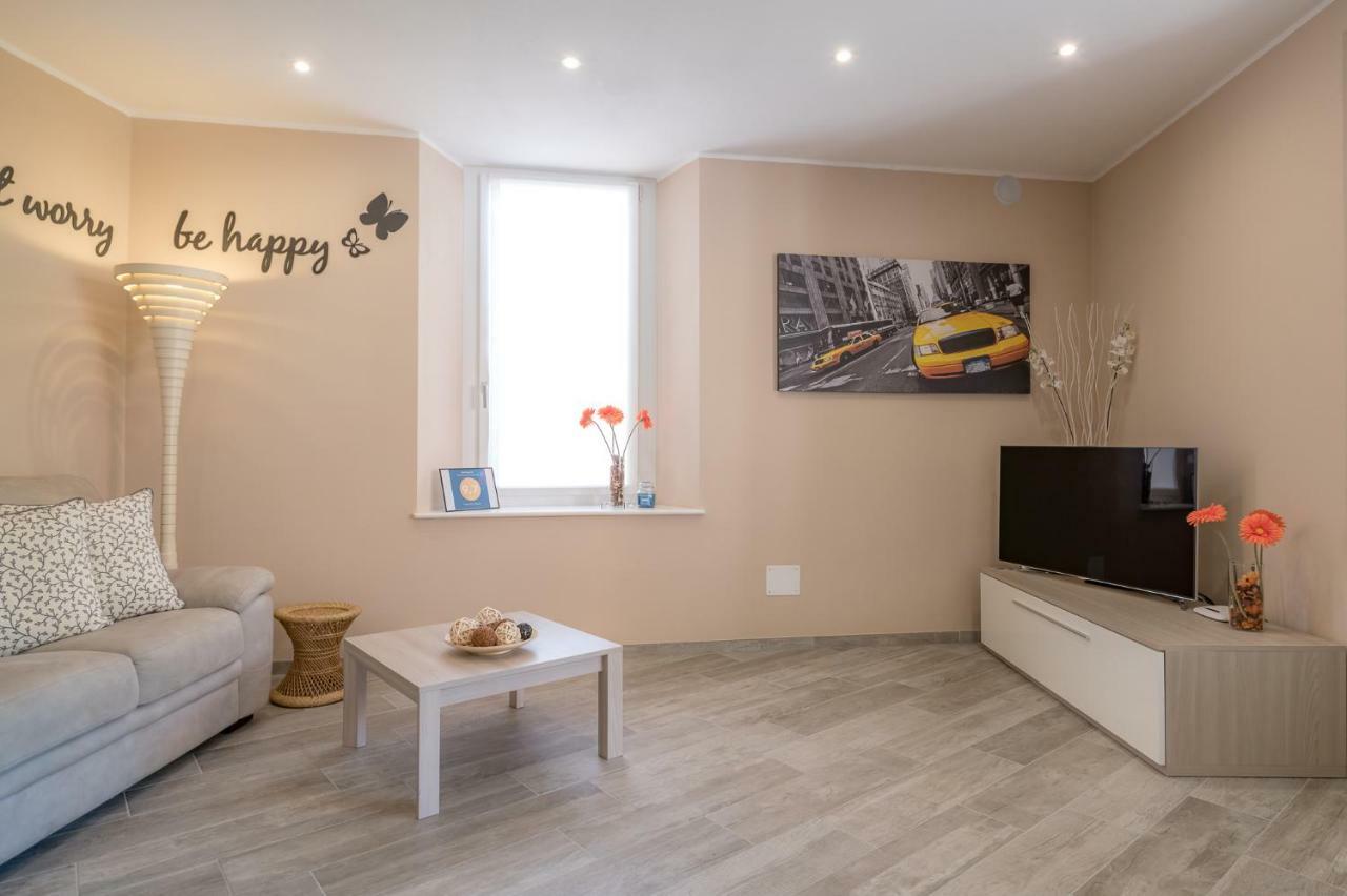 Casa Dei Platani Wi-Fi Parking Free Lägenhet San Siro  Exteriör bild